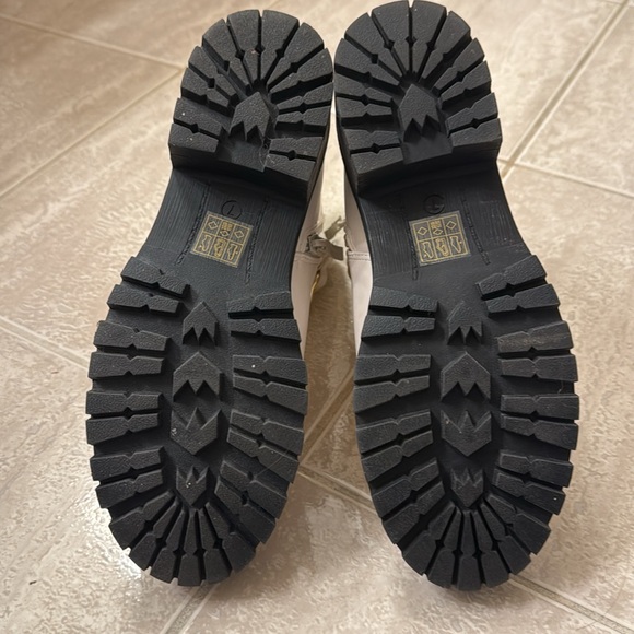 Nicole Miller Booties - Picture 4 of 5